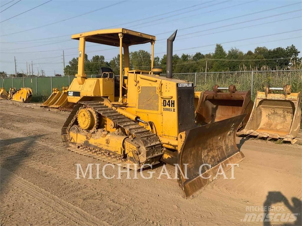 CAT D4H Гусеничні бульдозери