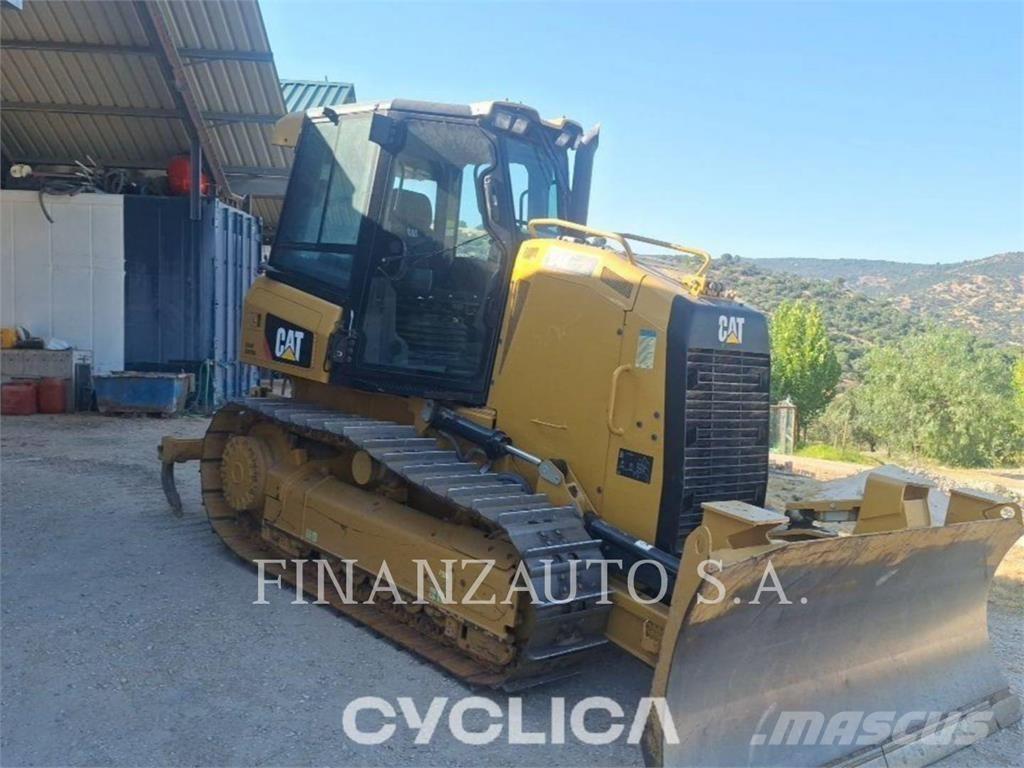 CAT D4K2 Гусеничні бульдозери