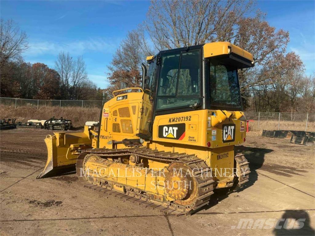 CAT D4K2XL Гусеничні бульдозери