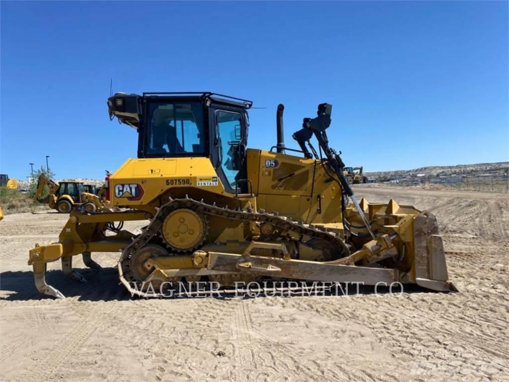 CAT D5 Гусеничні бульдозери