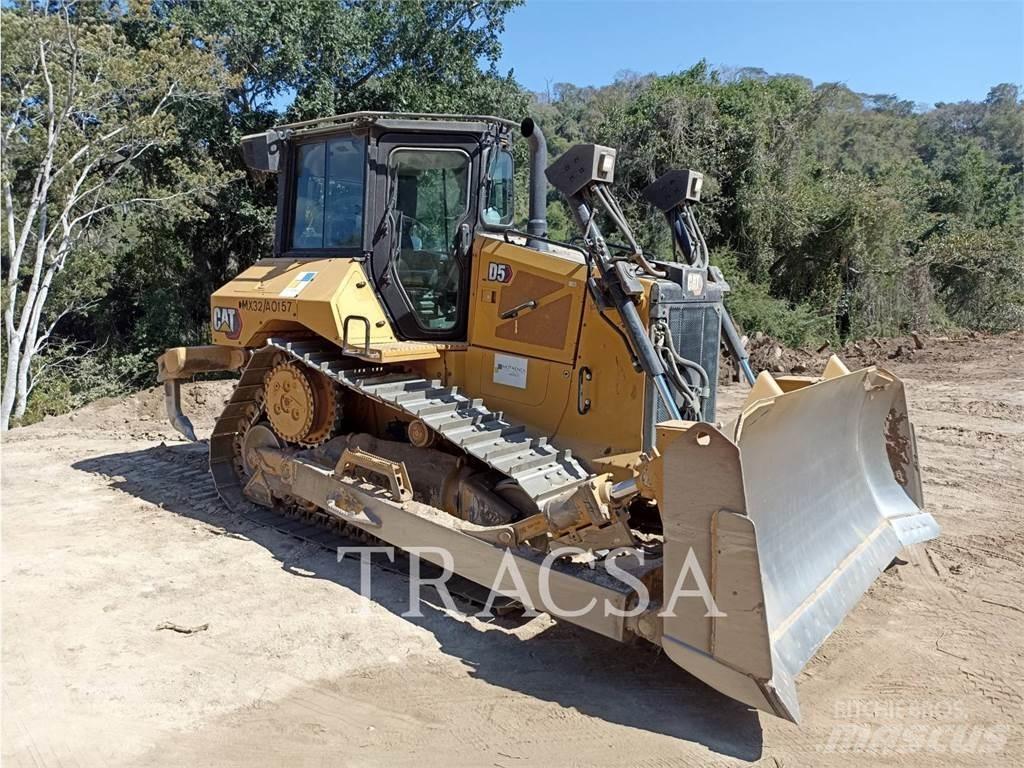 CAT D5 Гусеничні бульдозери