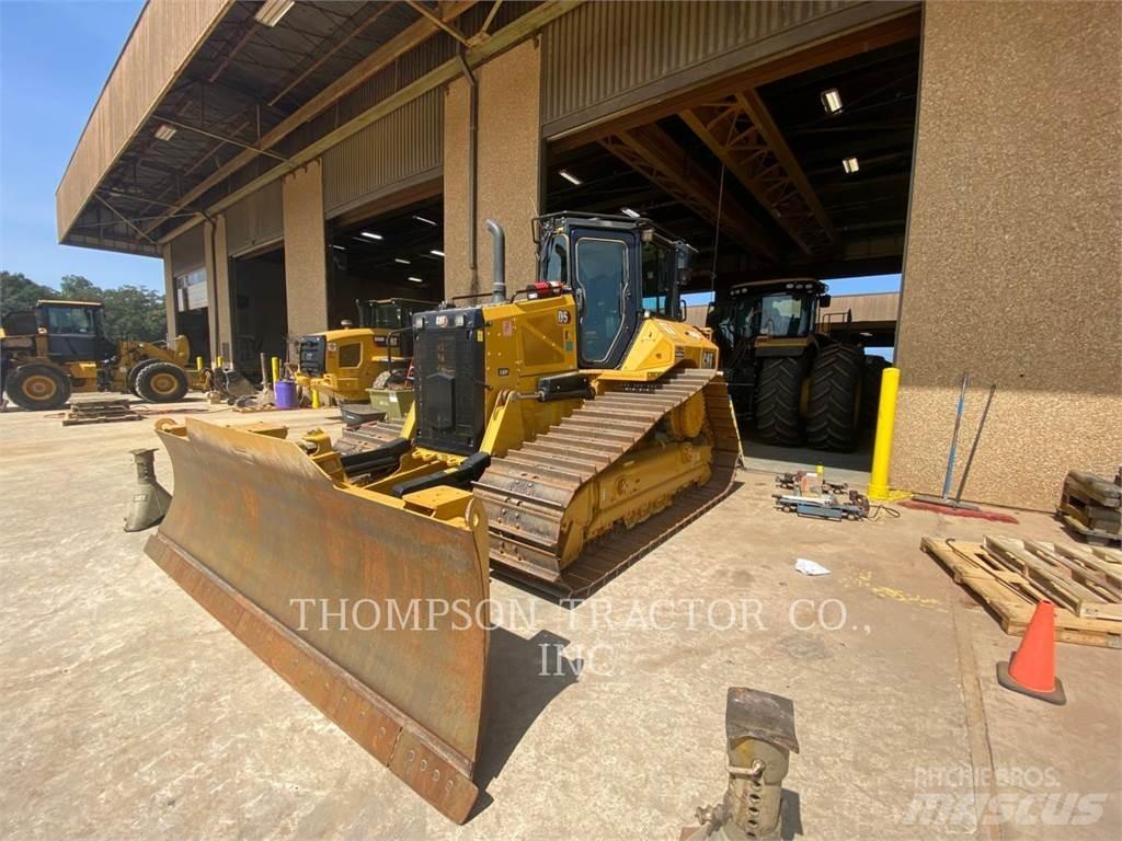 CAT D5 Гусеничні бульдозери