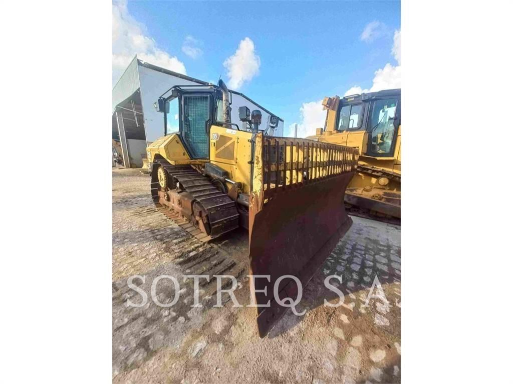 CAT D5 Гусеничні бульдозери