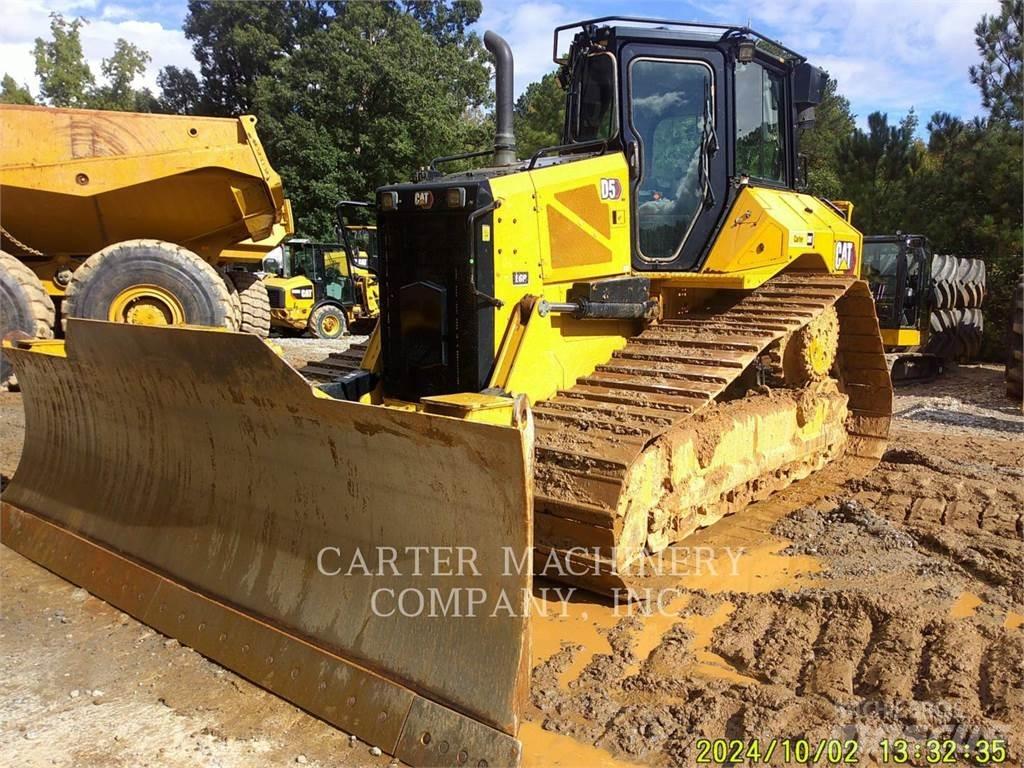 CAT D5 Гусеничні бульдозери