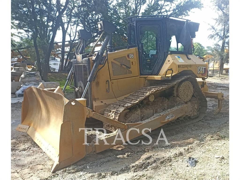 CAT D5 Трактори