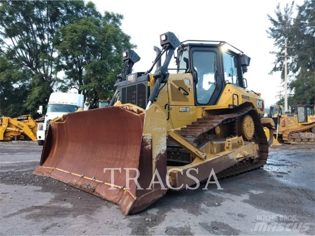 CAT D5 Гусеничні бульдозери