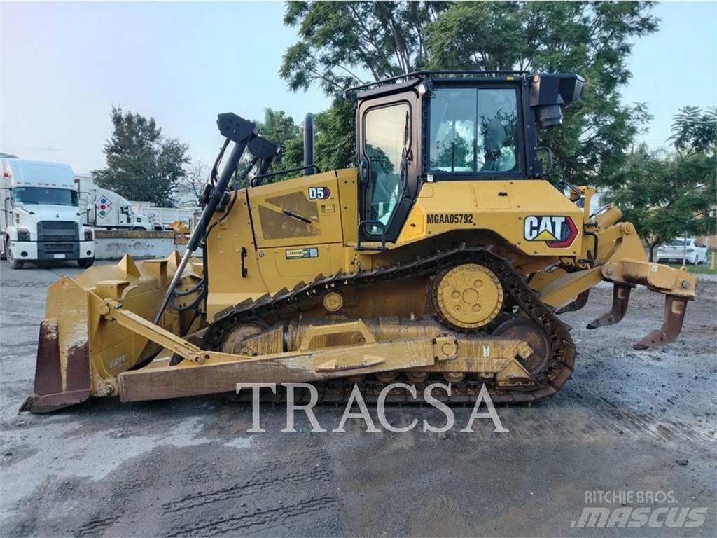CAT D5 Гусеничні бульдозери