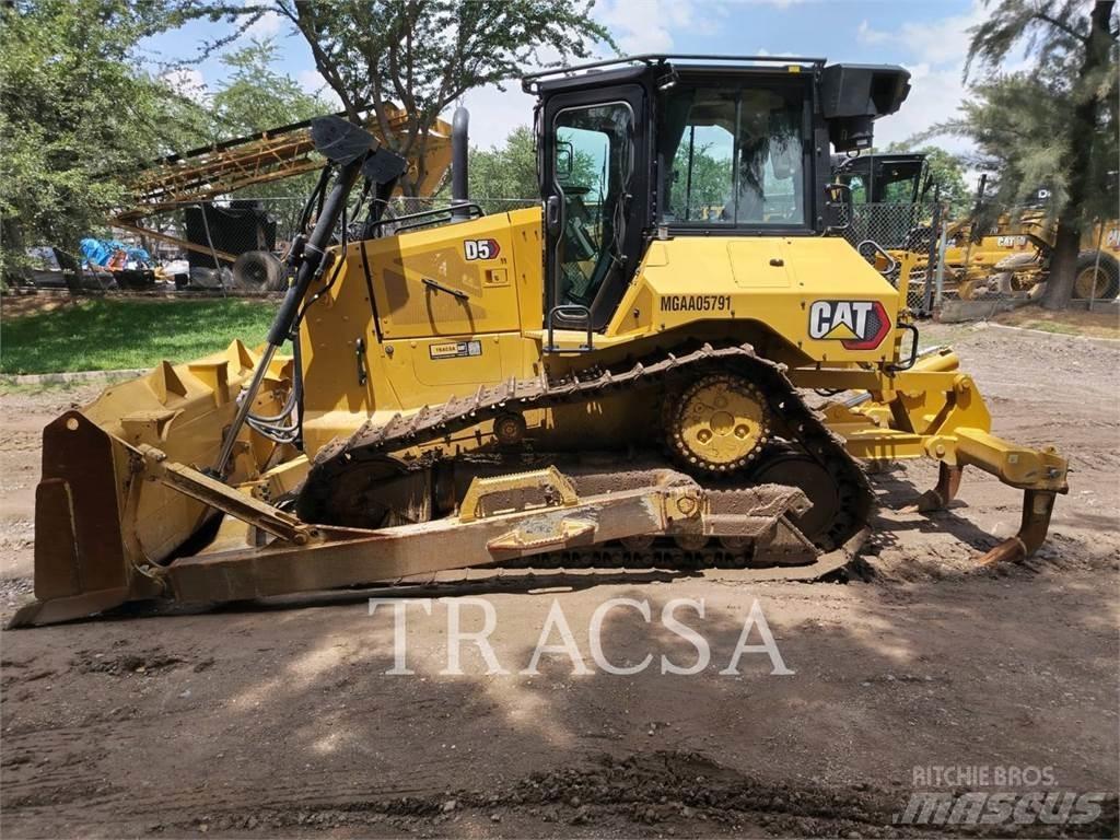 CAT D5 Гусеничні бульдозери