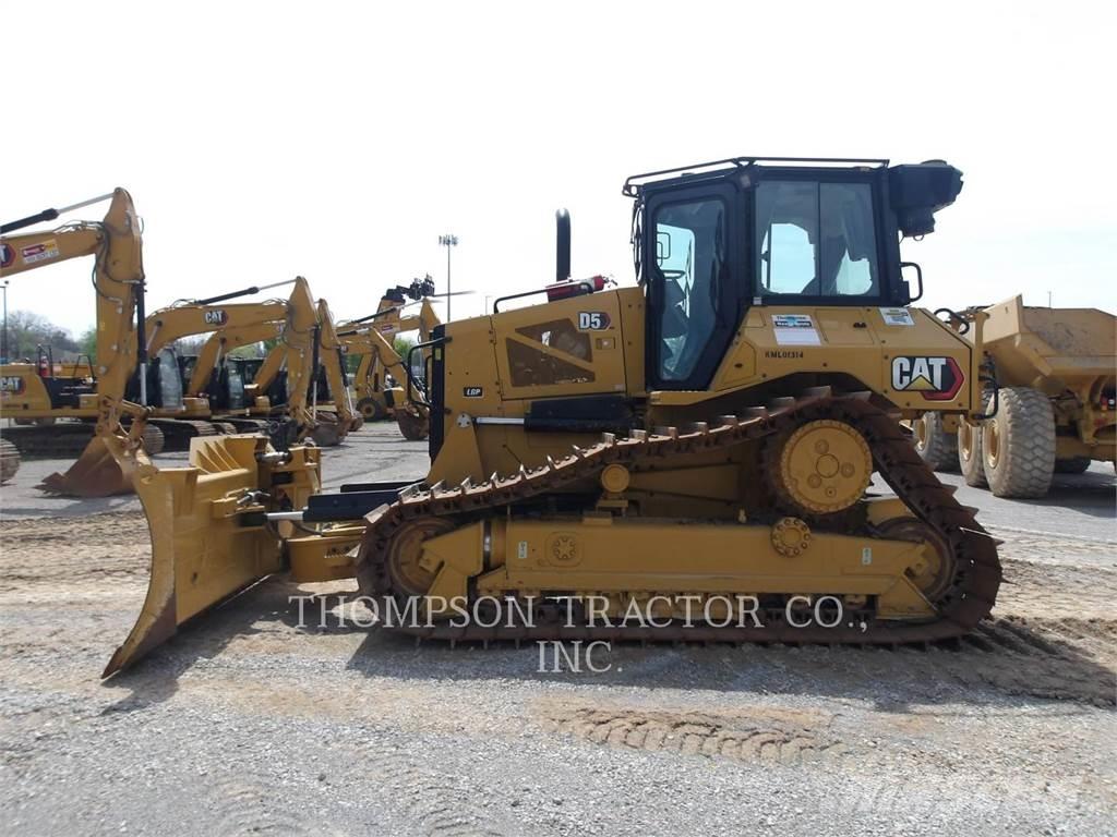 CAT D5 Гусеничні бульдозери