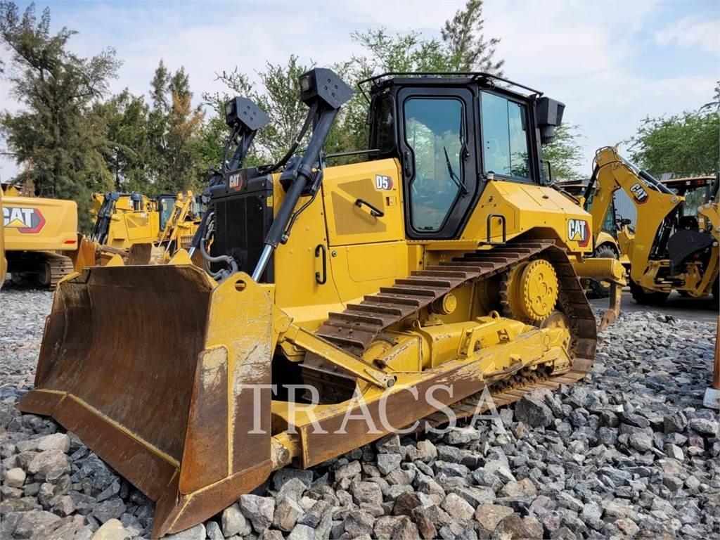 CAT D5 Гусеничні бульдозери