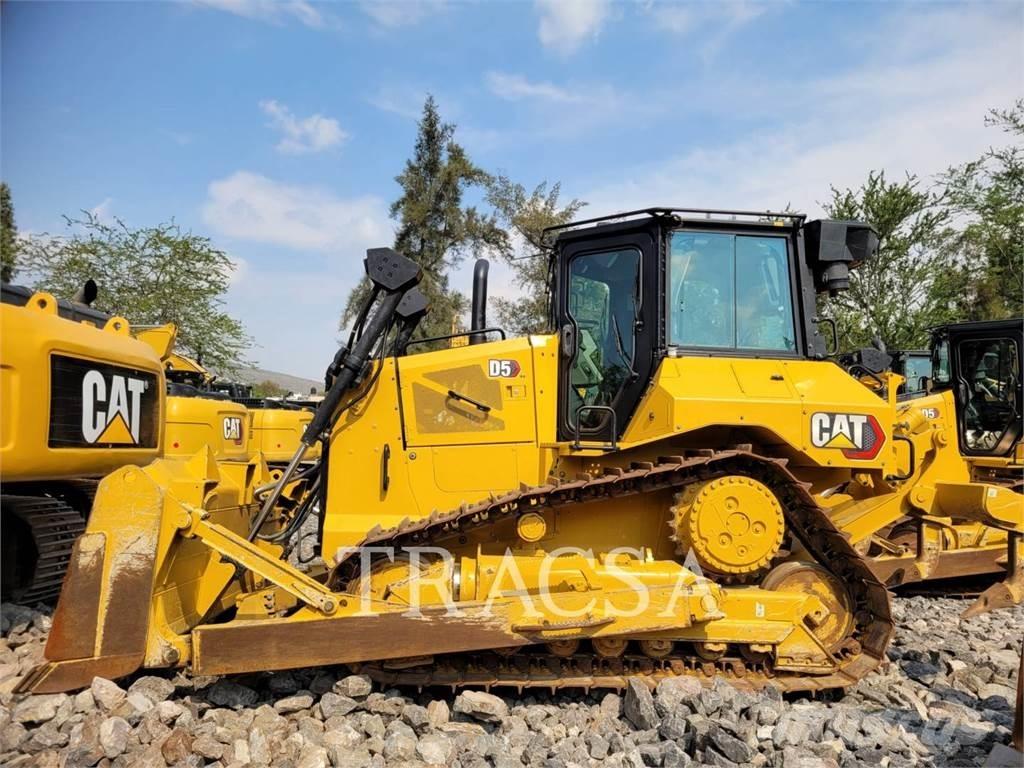 CAT D5 Гусеничні бульдозери