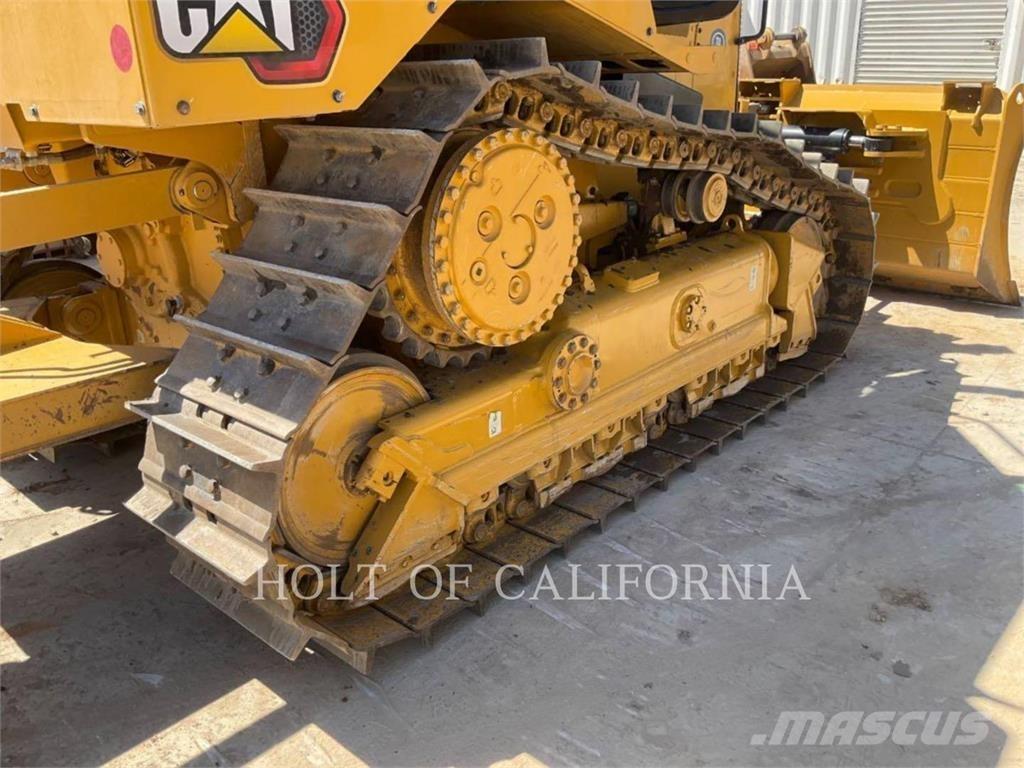 CAT D5 Гусеничні бульдозери
