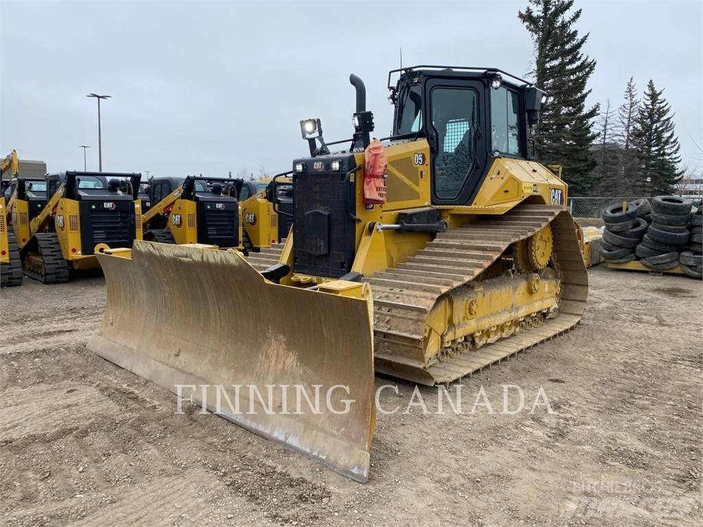 CAT D5-17 Гусеничні бульдозери