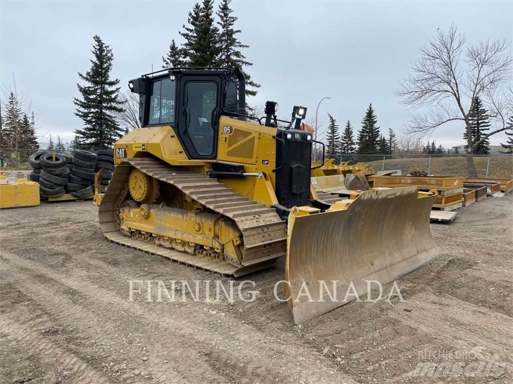 CAT D5-17 Гусеничні бульдозери