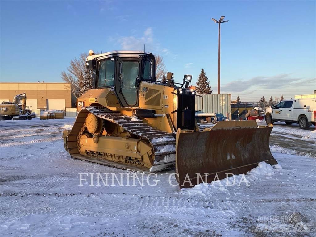 CAT D5-17 Гусеничні бульдозери