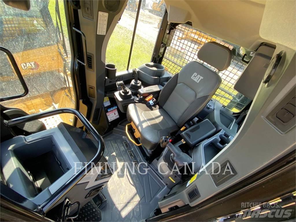 CAT D5-17 Гусеничні бульдозери