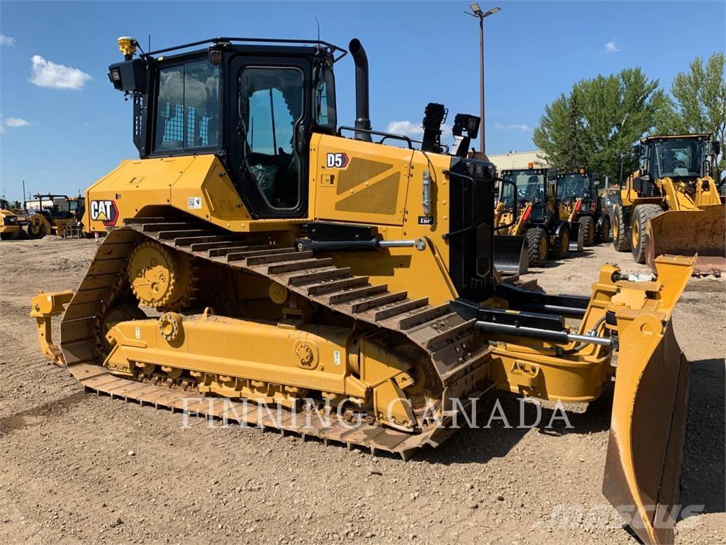 CAT D5-17 Гусеничні бульдозери