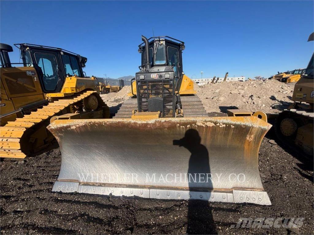 CAT D5-17 XL Гусеничні бульдозери