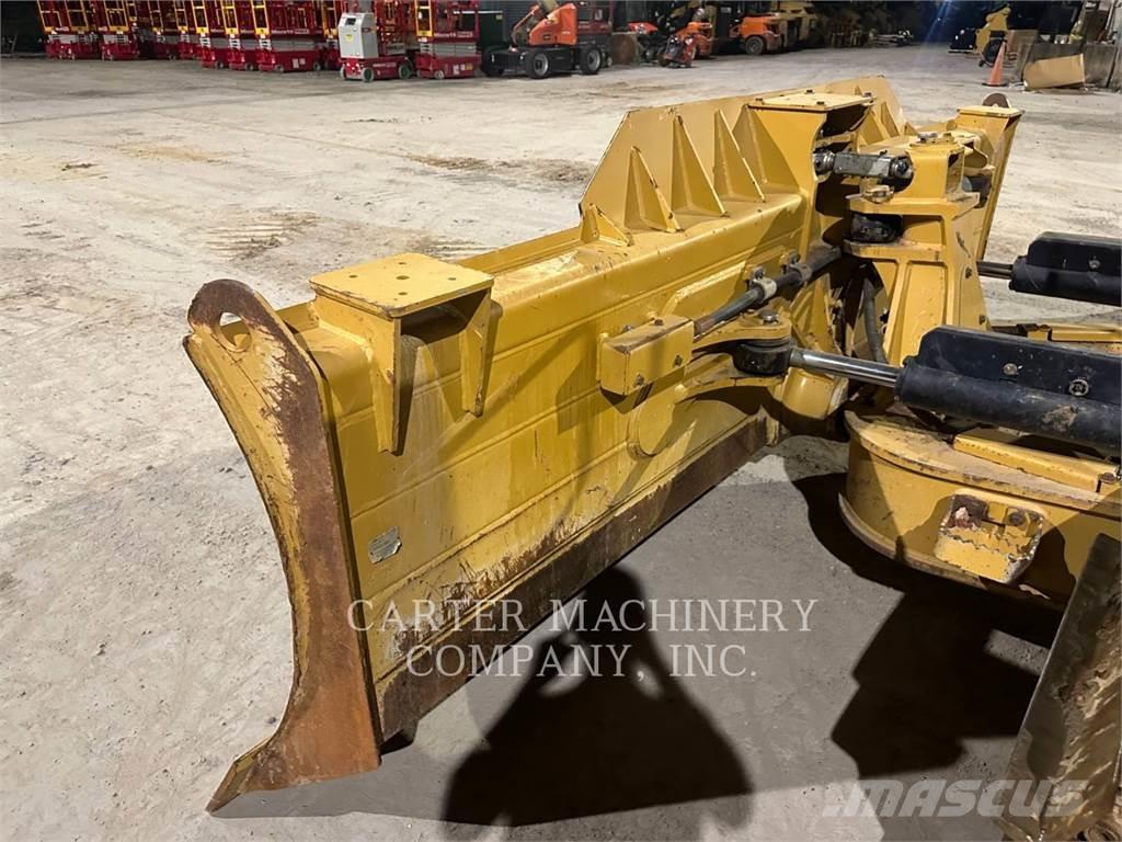 CAT D5-17VP Гусеничні бульдозери
