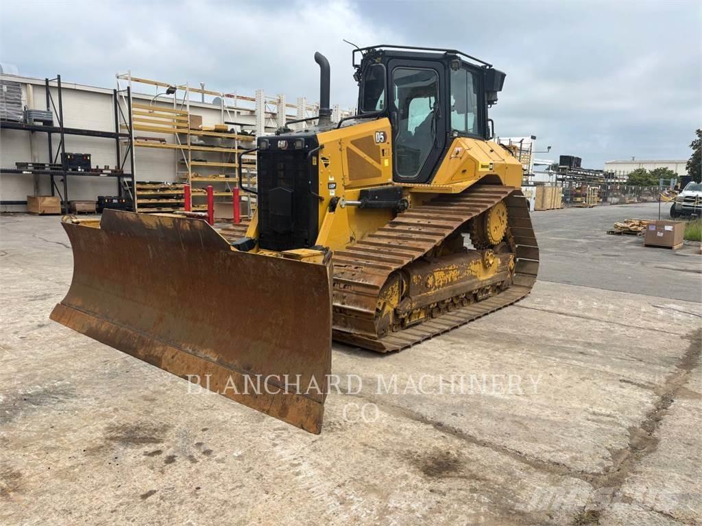 CAT D5 LGP Гусеничні бульдозери