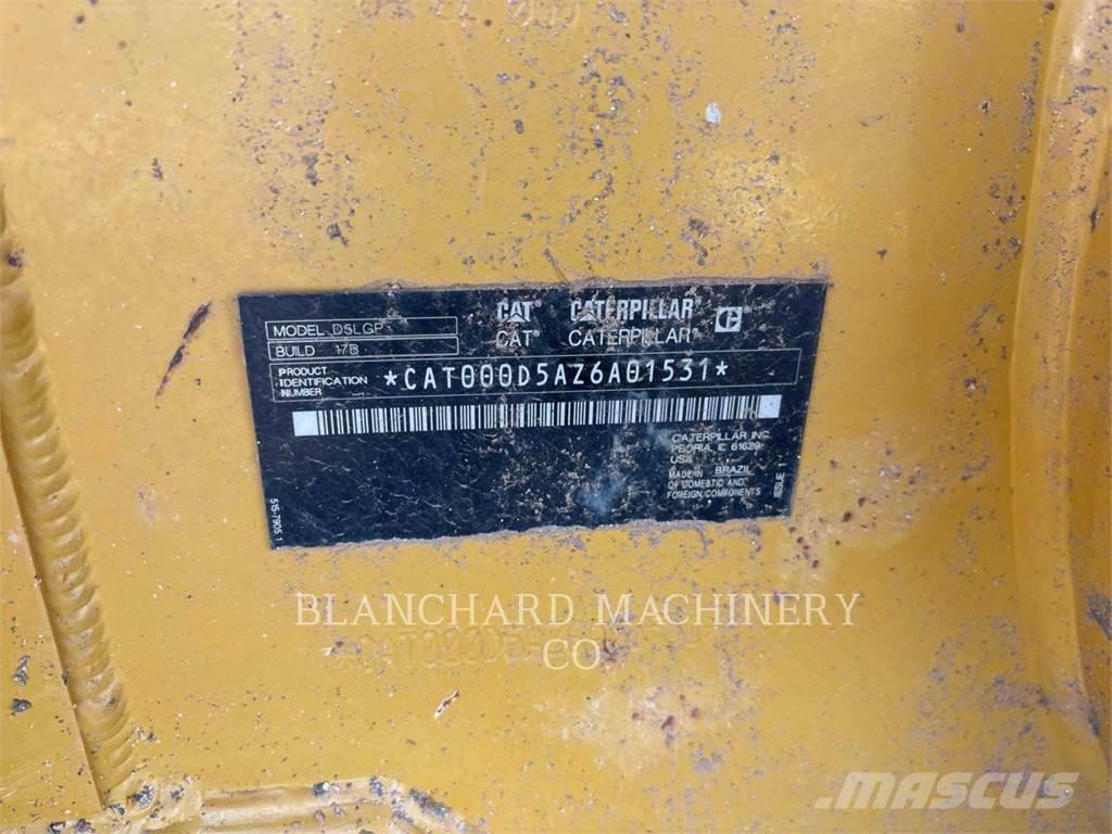 CAT D5 LGP Гусеничні бульдозери