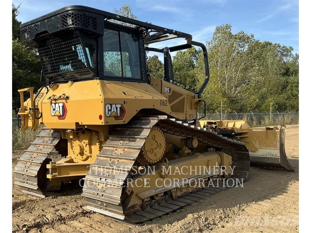 CAT D5 LGP Гусеничні бульдозери