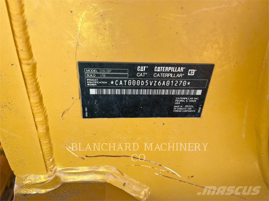 CAT D5 LGP Гусеничні бульдозери