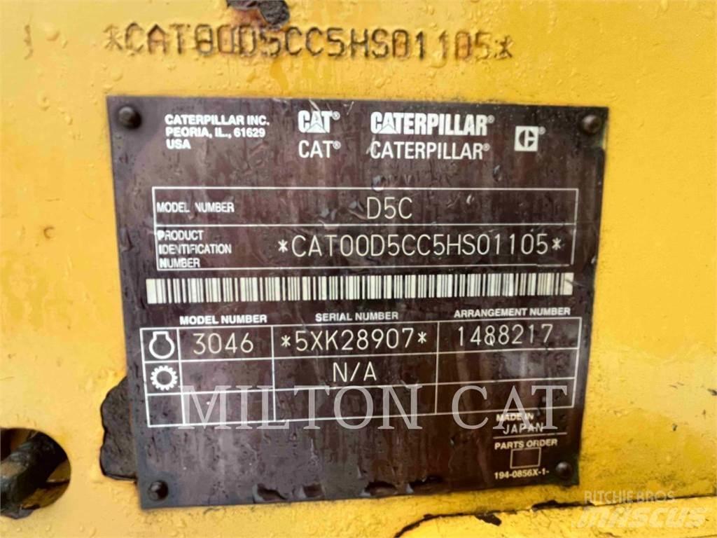 CAT D5CIII Гусеничні бульдозери