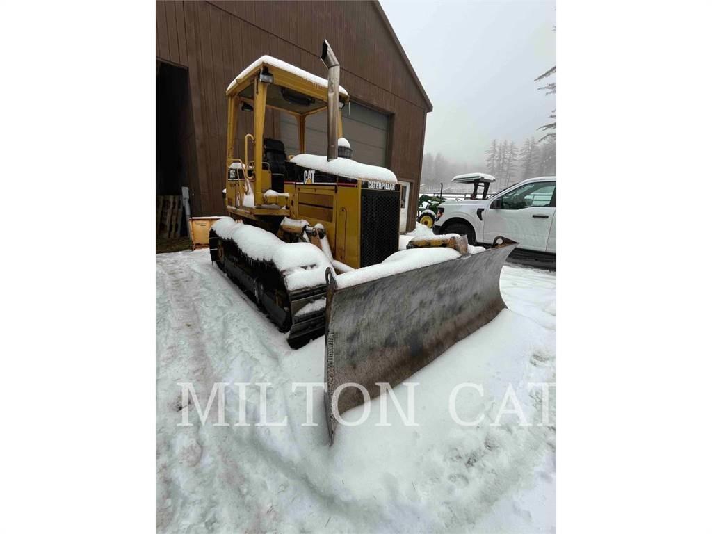 CAT D5CIII Гусеничні бульдозери