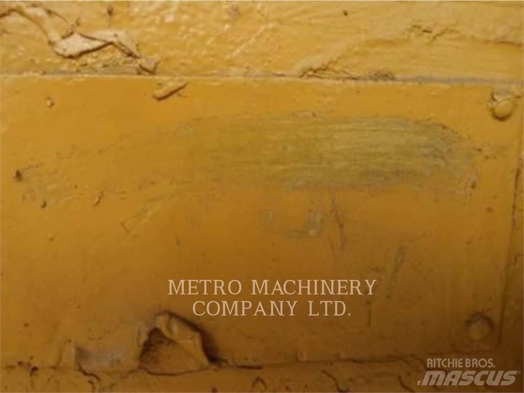 CAT D5HLGP Гусеничні бульдозери