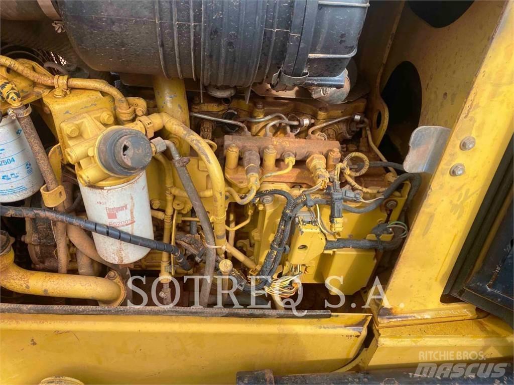 CAT D5K Гусеничні бульдозери