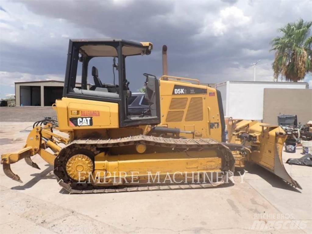 CAT D5K Гусеничні бульдозери