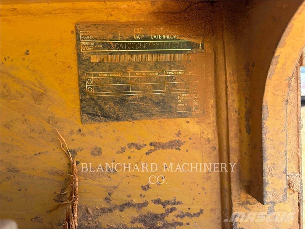 CAT D5K LGP Гусеничні бульдозери