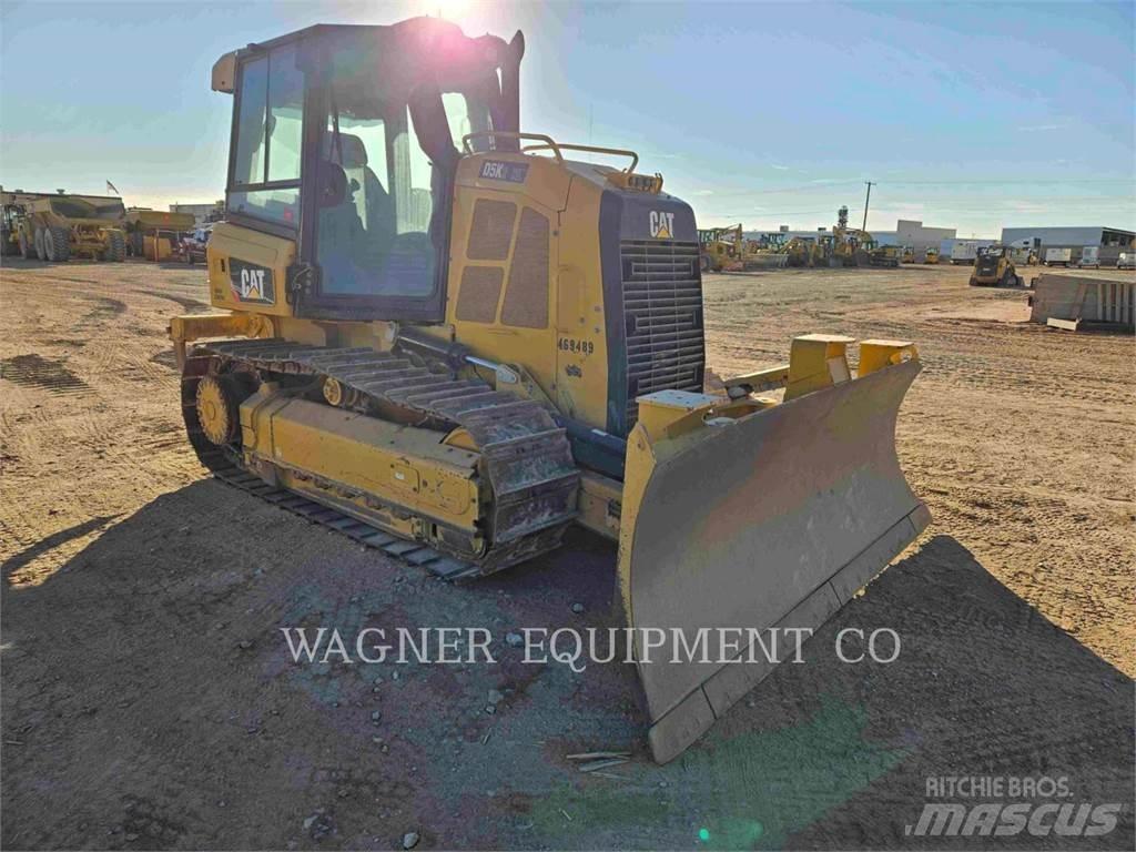CAT D5K2 Гусеничні бульдозери