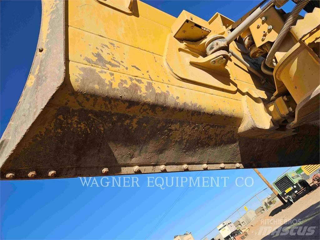 CAT D5K2 Гусеничні бульдозери