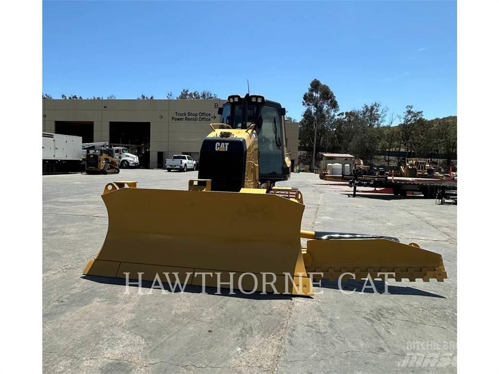 CAT D5K2 Гусеничні бульдозери