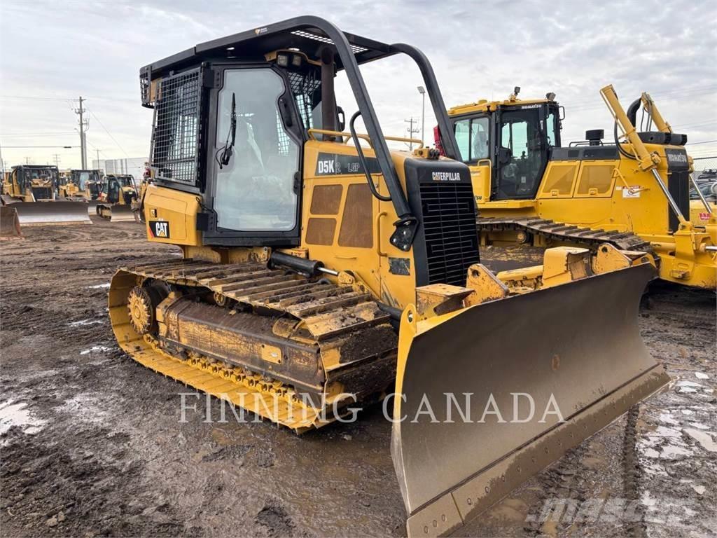 CAT D5K2 Гусеничні бульдозери