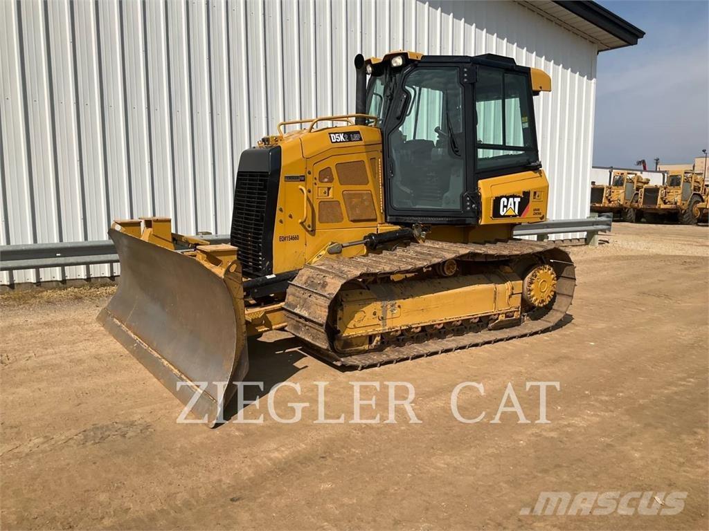 CAT D5K2 Гусеничні бульдозери