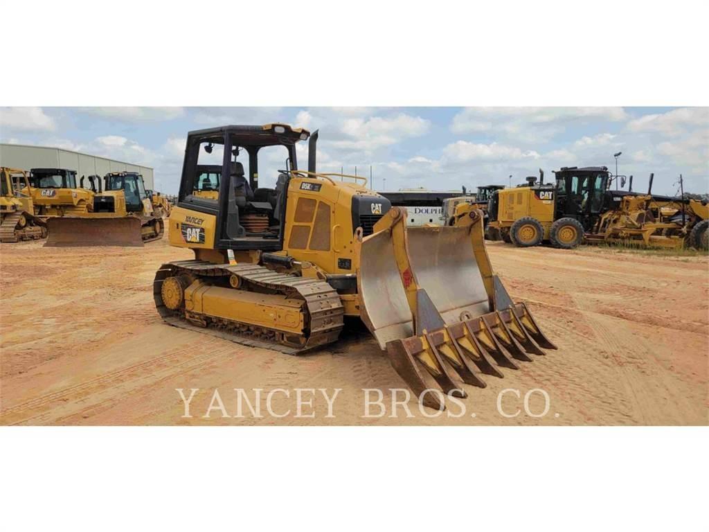 CAT D5K2 XL Гусеничні бульдозери