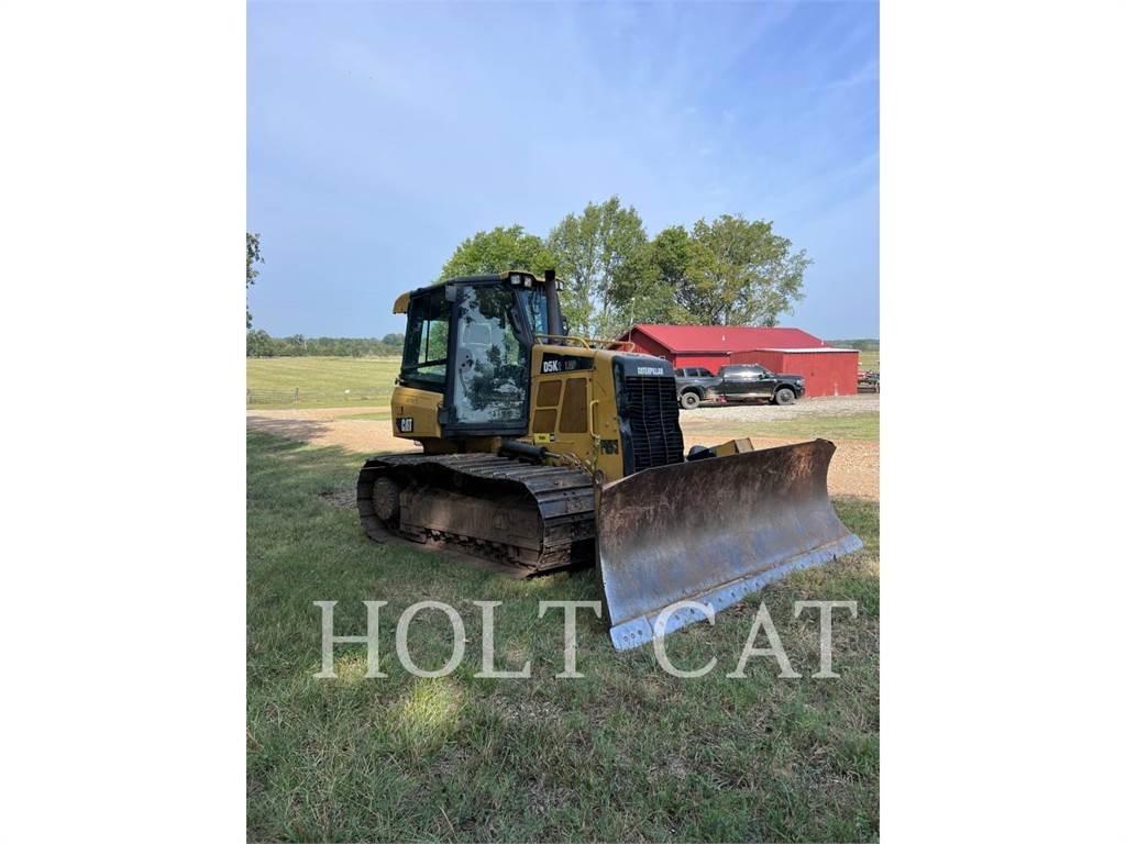 CAT D5K2LGP Гусеничні бульдозери