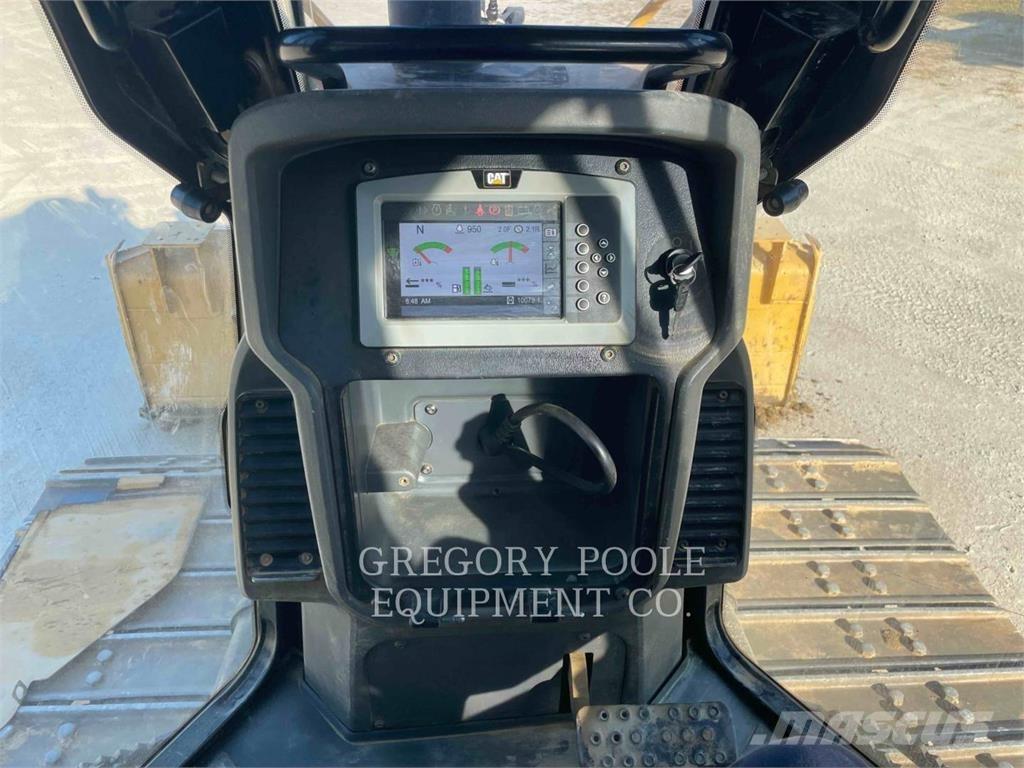 CAT D5K2LGP Гусеничні бульдозери