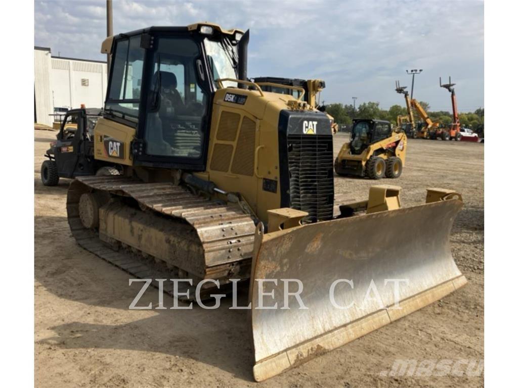 CAT D5K2LGP Гусеничні бульдозери