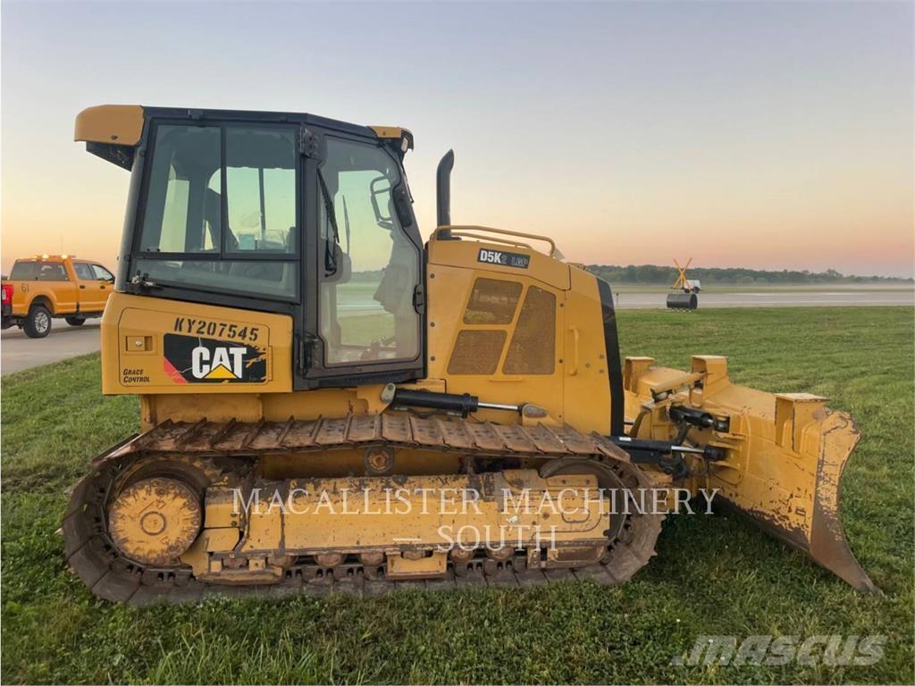 CAT D5K2LGP Гусеничні бульдозери