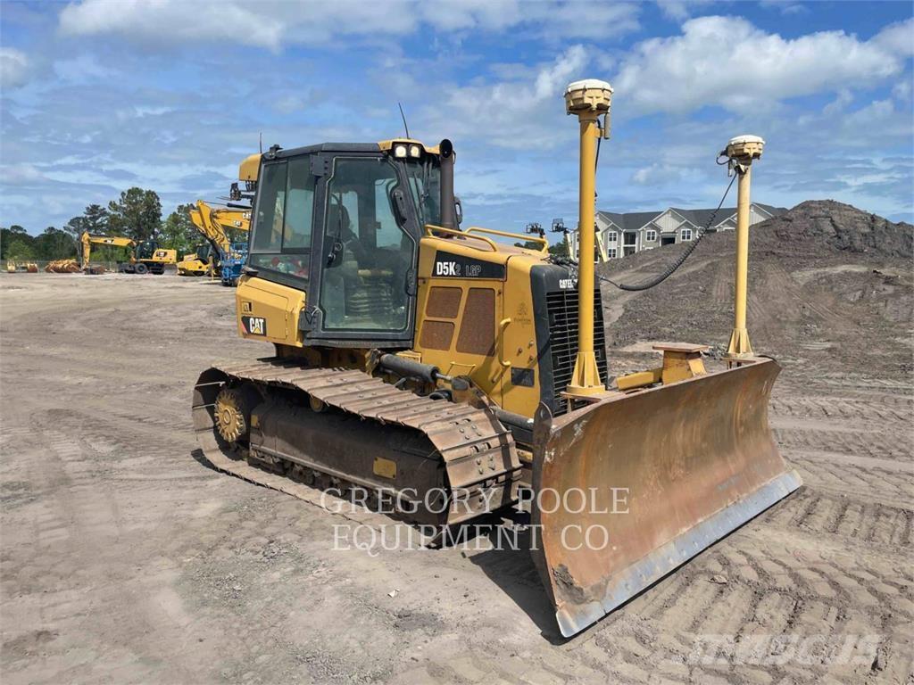CAT D5K2LGP Гусеничні бульдозери
