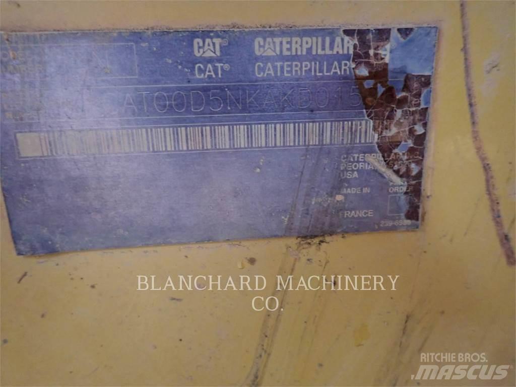 CAT D5NLGP Гусеничні бульдозери