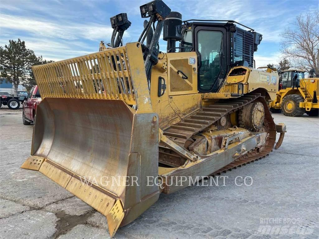 CAT D6 Гусеничні бульдозери