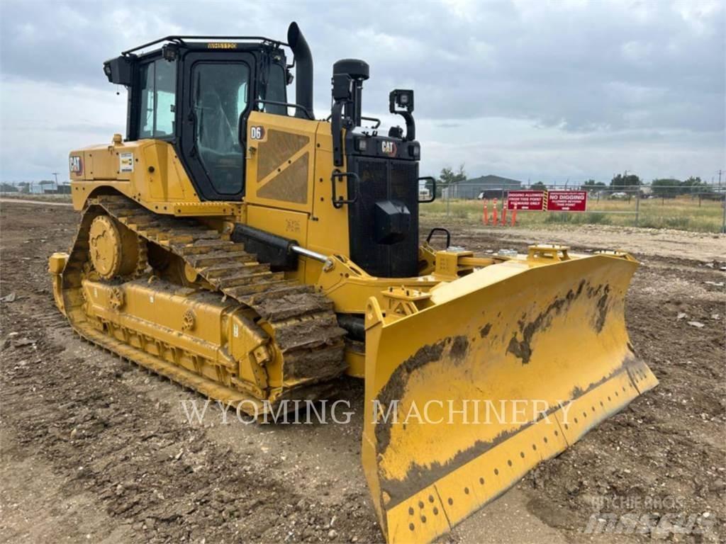 CAT D6 Гусеничні бульдозери