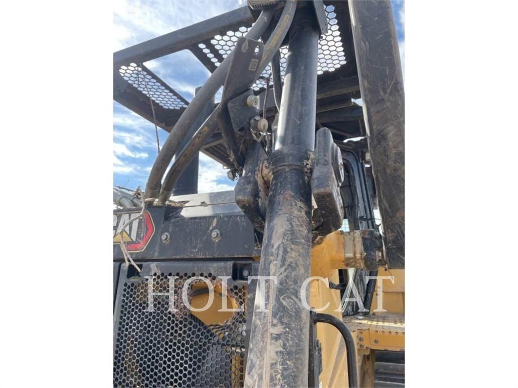 CAT D6 Гусеничні бульдозери