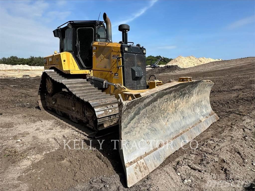 CAT D6 Гусеничні бульдозери