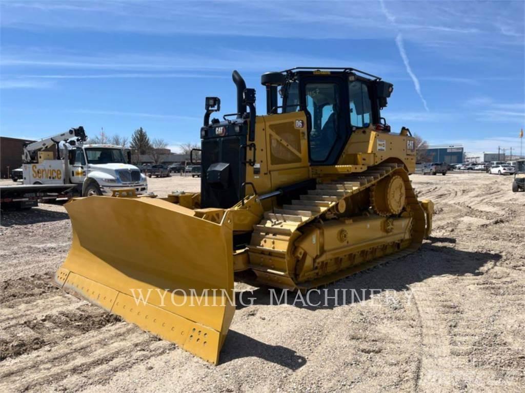CAT D6 Гусеничні бульдозери